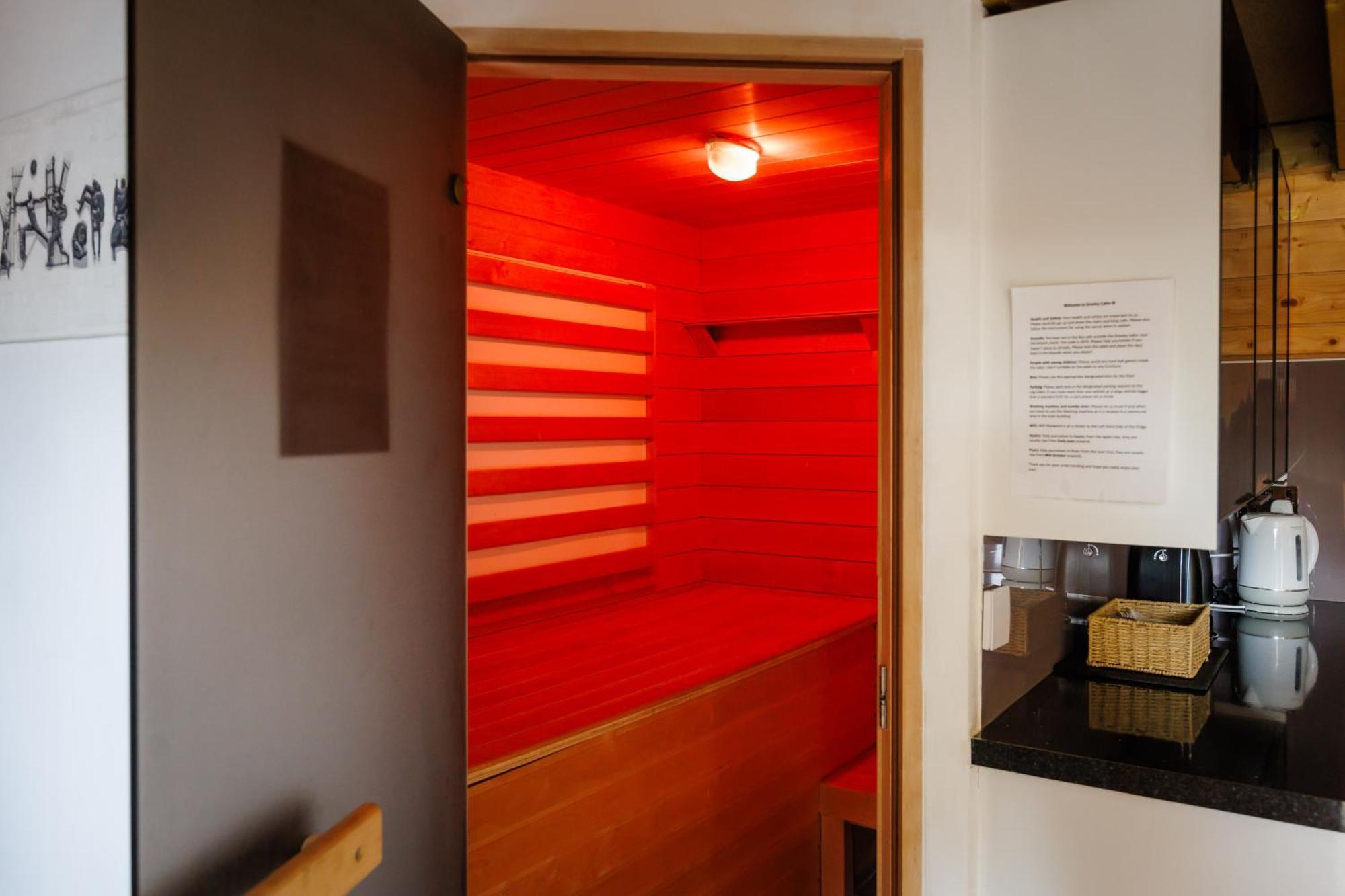 Spacious Cabin Evcharger And Free Parking Near Cambridge Eksteriør billede