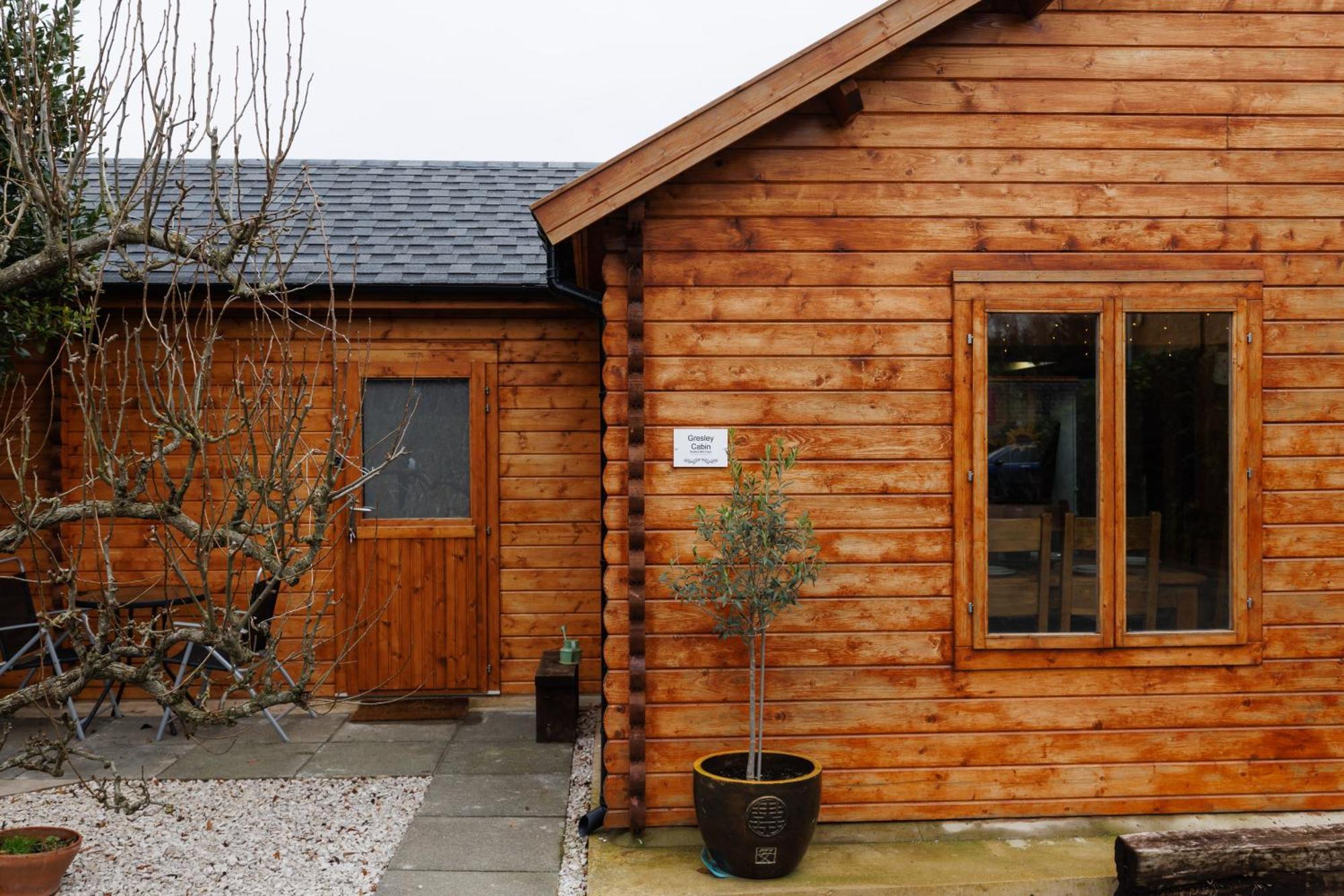 Spacious Cabin Evcharger And Free Parking Near Cambridge Eksteriør billede